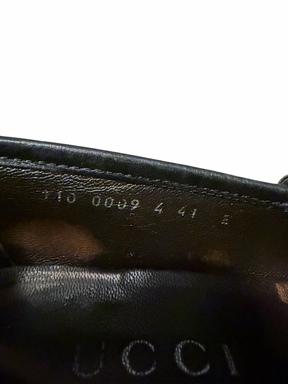 Gucci Men's Horsebit loafer. Size 8. GUC